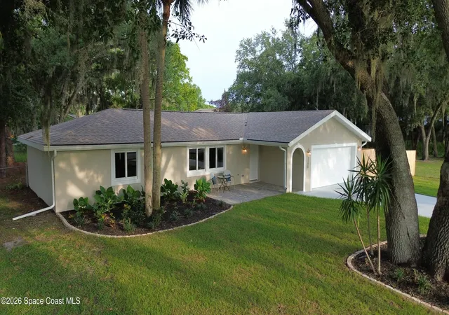 Photo 1 of Single family home for sale at 1190 E Grapefruit Rd Se, Palm Bay, FL 32909 | MLS# 1083790 | Listing updated on 2026-08-24
