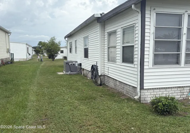 Photo 4 of Manufactured home for sale at 1153 Waterway Dr, Sebastian, FL 32976 | MLS# 1083889 | Listing updated on 2026-08-01