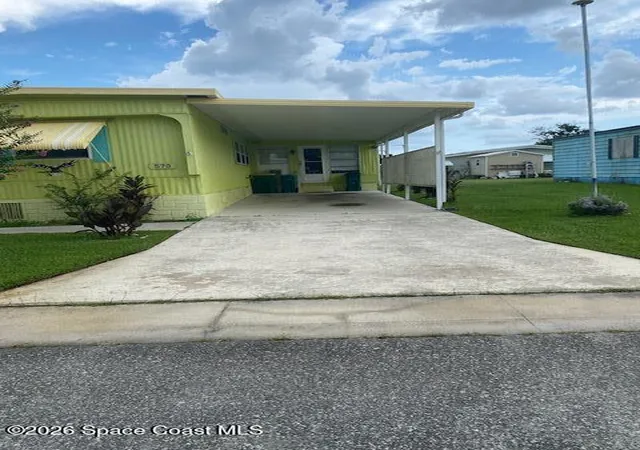 Photo 3 of Manufactured home for sale at 570 Marnie Cir, Melbourne, FL 32904 | MLS# 1084338 | Listing updated on 2026-08-25