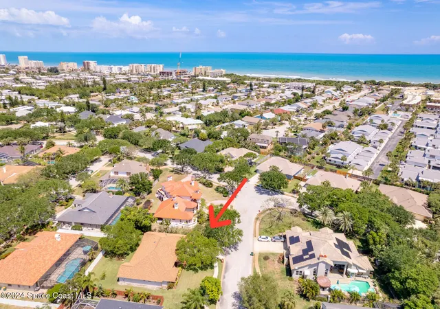 Photo 1 of Single family home for sale at 410 Oriole Ln, Indialantic, FL 32903 | MLS# 1083907 | Listing updated on 2026-09-21