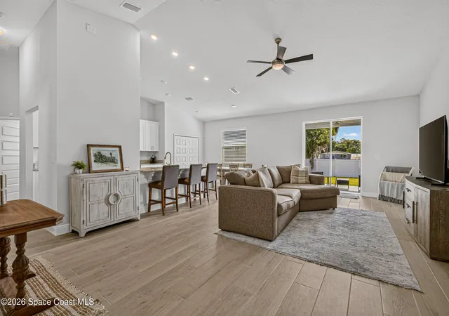Photo 4 of Single family home for sale at 2237 Iowa St, Melbourne, FL 32904 | MLS# 1083985 | Listing updated on 2026-08-03