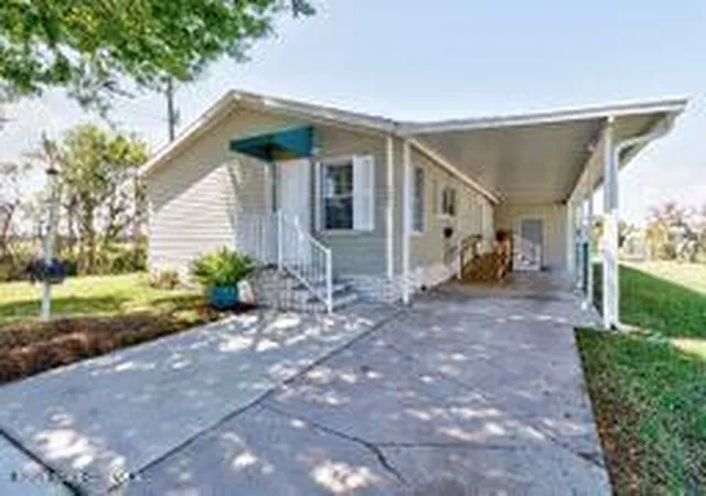 1st image of 701 Lark Dr, Sebastian, FL 32976 | MLS# 1084024