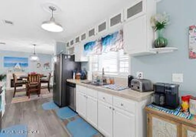 Photo 4 of Manufactured home for sale at 701 Lark Dr, Sebastian, FL 32976 | MLS# 1084024 | Listing updated on 2026-09-14