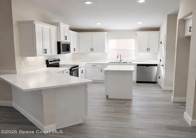 2nd image of 1228 Soleway Ave Nw, Palm Bay, FL 32907 | MLS# 1084249