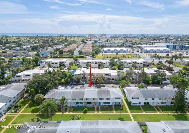 Photo 3 of Townhouse for sale at 16 Adams Ct, Satellite Beach, FL 32937 | MLS# 1084102 | Listing updated on 2026-10-08
