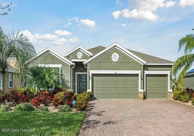 Photo 1 of Single family home for sale at 634 Easton Forest Cir Se, Palm Bay, FL 32909 | MLS# 1084150 | Listing updated on 2026-09-13