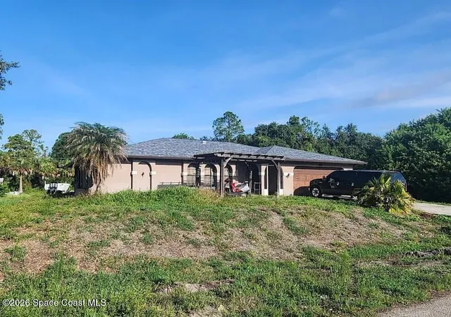 3rd image of 317 Hamilton Ave, Lehigh Acres, FL 33936 | MLS# 1084171
