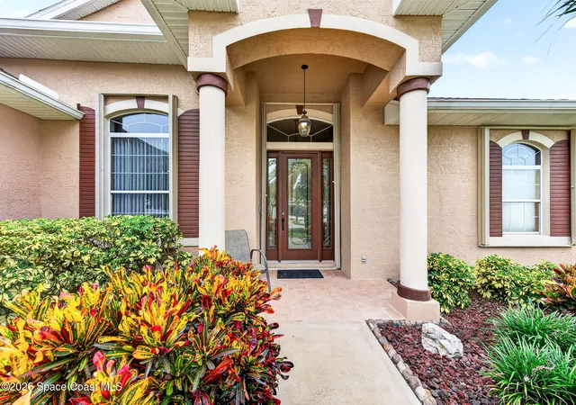 Photo 3 of Single family home for sale at 2622 Canary Isles Dr, Melbourne, FL 32901 | MLS# 1084309 | Listing updated on 2026-09-14