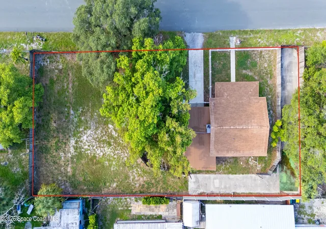Photo 3 of Sale Pending at 1522 Licht St, Cocoa, FL 32922 | MLS# 1084459 | Listing updated on 2026-10-09