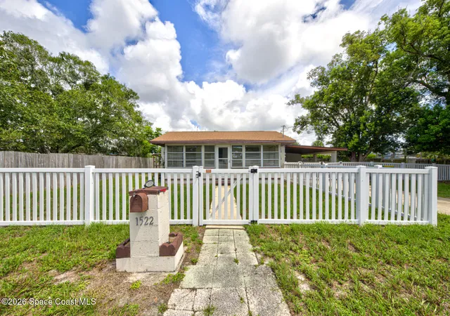 Photo 3 of Sale Pending at 1522 Licht St, Cocoa, FL 32922 | MLS# 1084459 | Listing updated on 2026-10-09