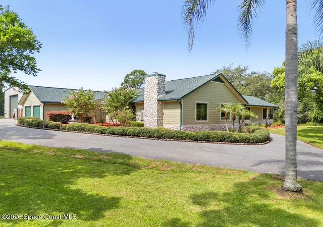 Photo 3 of Sale Pending at 3885 Lost Tree Ct, Titusville, FL 32796 | MLS# 1084440 | Listing updated on 2026-08-14