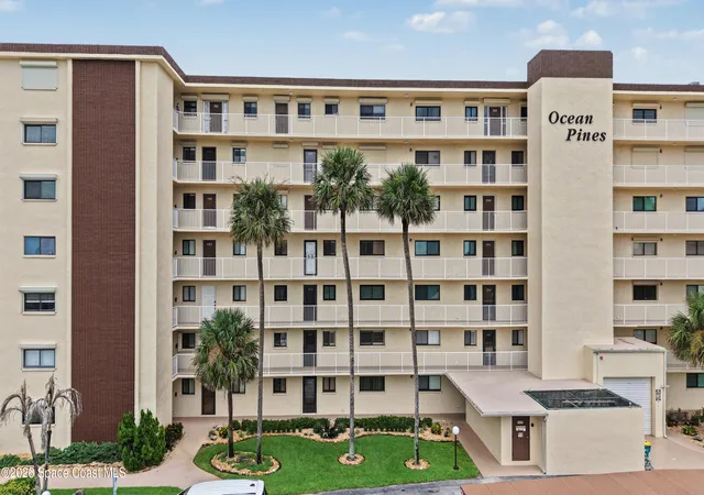 2nd image of 55 N 4th St #103, Cocoa Beach, FL 32931 | MLS# 1084283