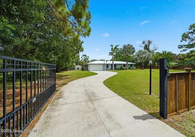 Photo 2 of Sale Pending at 1740 Vally Rd, Malabar, FL 32950 | MLS# 1084401 | Listing updated on 2026-09-14