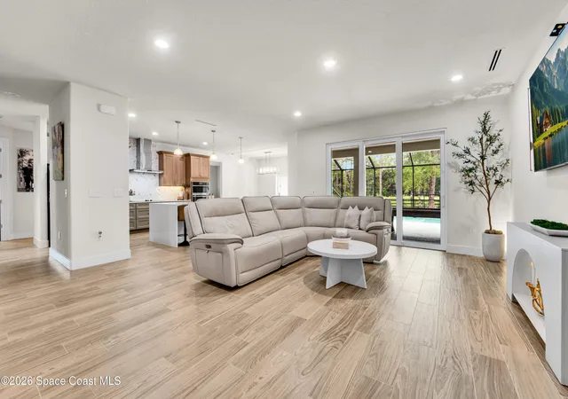 5th image of 8025 Se Babcock St Se, Palm Bay, FL 32909 | MLS# 1084347