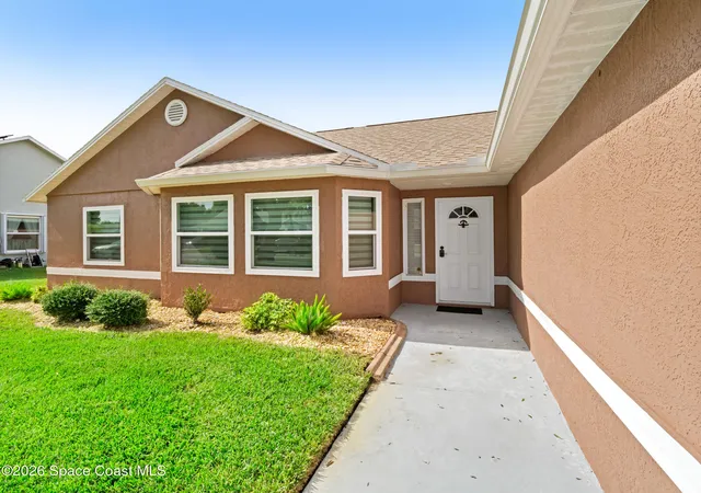 Photo 3 of Single family home for sale at 1320 Ambra Dr, Melbourne, FL 32940 | MLS# 1084371 | Listing updated on 2026-09-17