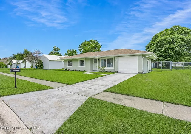 Photo 2 of Single family home for sale at 1022 Hooper Ave Ne, Palm Bay, FL 32905 | MLS# 1084494 | Listing updated on 2026-09-19