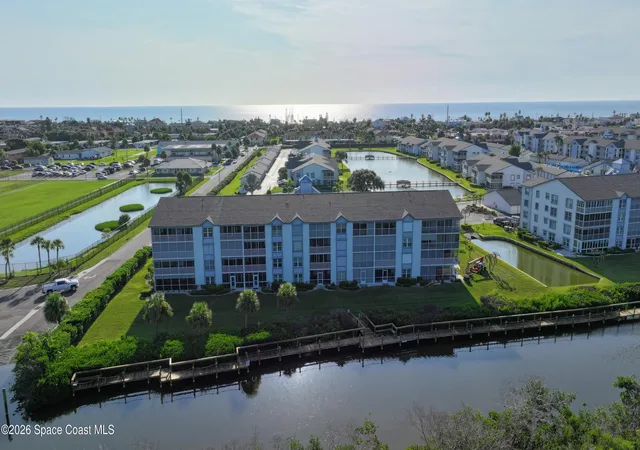 2nd image of 540 S Brevard Ave, Cocoa Beach, FL 32931