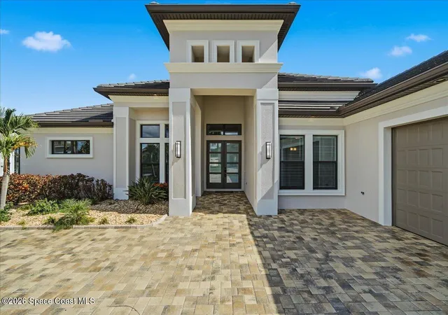 Photo 3 of Sale Pending at 8719 Serrano Cir, Melbourne, FL 32940 | MLS# 1084670 | Listing updated on 2026-08-18