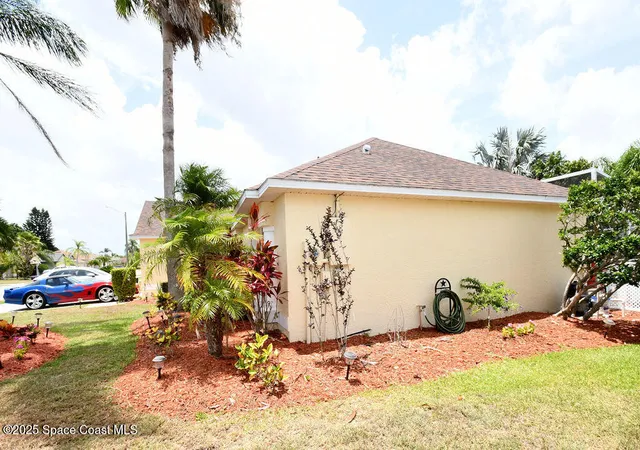 Photo 3 of Sale Pending at 1388 Hill Ave, Melbourne, FL 32940 | MLS# 1084517 | Listing updated on 2026-09-10