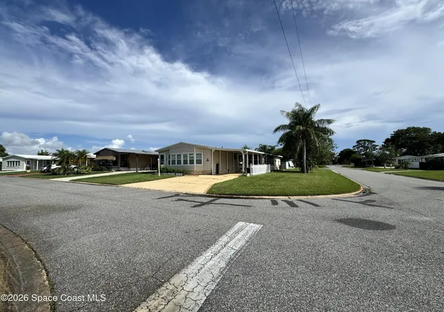 2nd image of 600 N Dolphin Cir, Sebastian, FL 32976 | MLS# 1084522