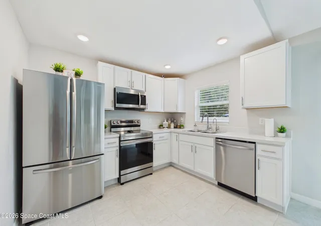 Photo 3 of Single family home for sale at 574 Lagrange St Sw, Palm Bay, FL 32908 | MLS# 1084569 | Listing updated on 2026-08-31