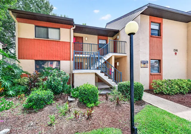 4th image of 2345 Golf Lake Cir #911, Melbourne, FL 32935 | MLS# 1084573