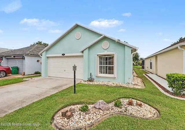 Photo 1 of Sale Pending at 2809 Maderia Cir, Melbourne, FL 32935 | MLS# 1084917 | Listing updated on 2026-08-31