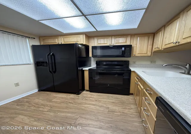 Listing Photo 4 - Condo for sale in building located at 1720 Murrell Rd, Rockledge, FL 32955 - Unit #101