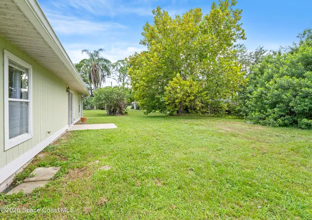 Photo 3 of Single family home for sale at 660 Weaver Rd Sw, Palm Bay, FL 32908 | MLS# 1084996 | Listing updated on 2026-09-18