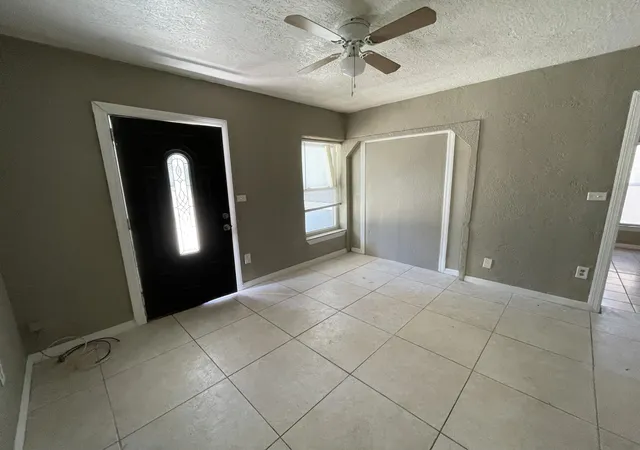 3rd image of 415 S Robbins Ave, Titusville, FL 32796