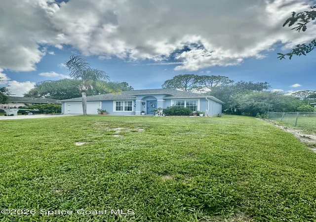 Photo 1 of Single family home for sale at 8175 101st Court, Vero Beach, FL 32967 | MLS# 1084684 | Listing updated on 2026-10-04