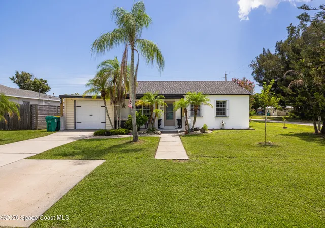 Photo 3 of Single family home for sale at 1811 S Park Ave, Melbourne, FL 32901 | MLS# 1085021 | Listing updated on 2026-08-27