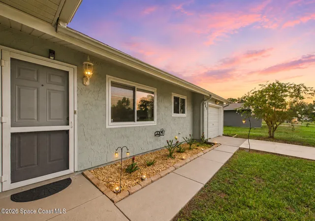 Photo 1 of Single family home for sale at 467 Grenadier Ave Nw, Palm Bay, FL 32907 | MLS# 1084771 | Listing updated on 2026-09-13