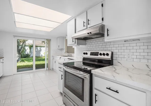 4th image of 1644 Parakeet Ct, Melbourne, FL 32935 | MLS# 1085044
