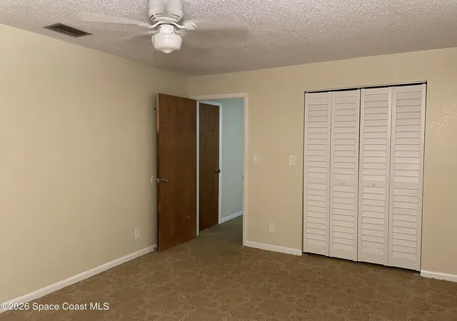 Listing Photo 2 - Condo for sale in building located at 2264 W New Hvn Ave, Melbourne, FL 32904 - Unit #