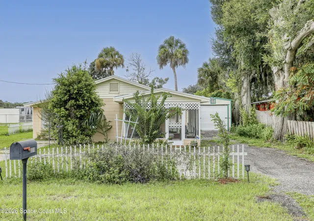 2nd image of 3316 Stanley St, Mims, FL 32754 | MLS# 1084832