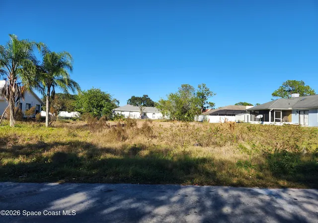 2nd image of 621 Munich St Nw, Palm Bay, FL 32907 | MLS# 1084978