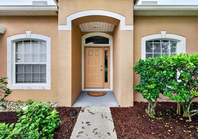 Photo 4 of Single family home for sale at 903 Del Mar Cir, Melbourne, FL 32904 | MLS# 1084839 | Listing updated on 2026-08-13