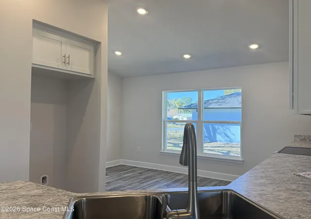 Photo 3 of Single family home for sale at 580 Durant St, Sebastian, FL 32958 | MLS# 1084834 | Listing updated on 2026-08-13
