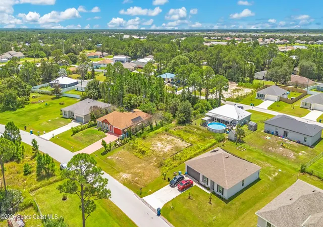 4th image of 1358 Tordira St Se, Palm Bay, FL 32909 | MLS# 1085067