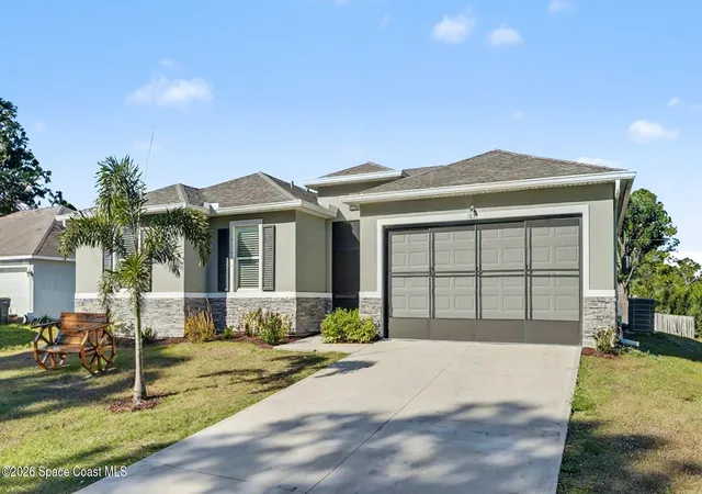 3rd image of 1835 Eugenia Ct Nw, Palm Bay, FL 32907 | MLS# 1084957