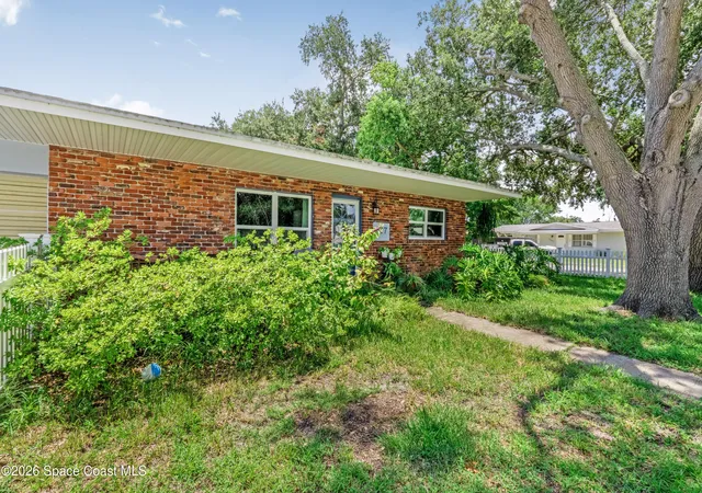 Photo 2 of Single family home for sale at 967 Hunter Park Pl, Titusville, FL 32780 | MLS# 1085014 | Listing updated on 2026-09-13
