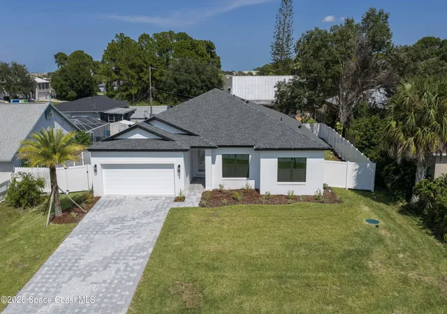 3rd image of 1385 Ashford Ave Ne, Palm Bay, FL 32907 | MLS# 1085328