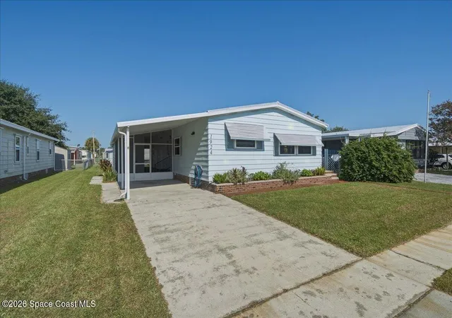 Photo 3 of Sale Pending at 1924 Big Cypress St Ne, Palm Bay, FL 32905 | MLS# 1085118 | Listing updated on 2026-08-16
