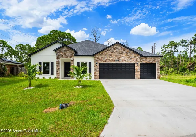 3rd image of 1061 Towhlen St Se, Palm Bay, FL 32909 | MLS# 1085122