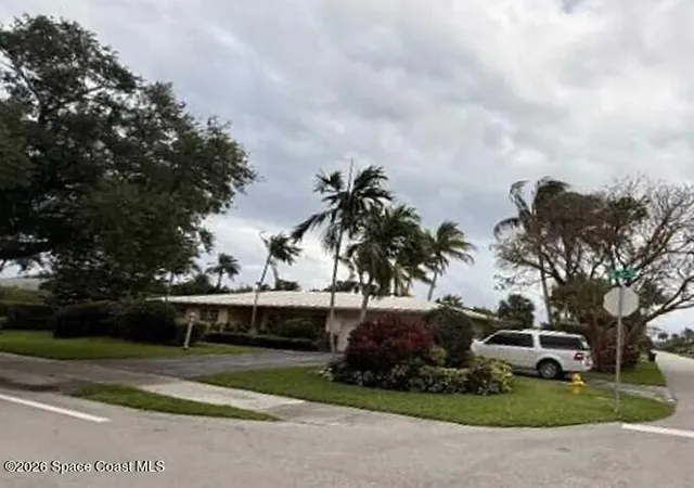 2nd image of 2600 Ne 36th St, Lighthouse Point, FL 33064 | MLS# 1085125