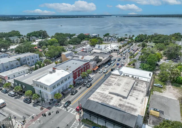 23rd image of 834 N Alexander St, Mount Dora, FL 32757 | MLS# 1085132