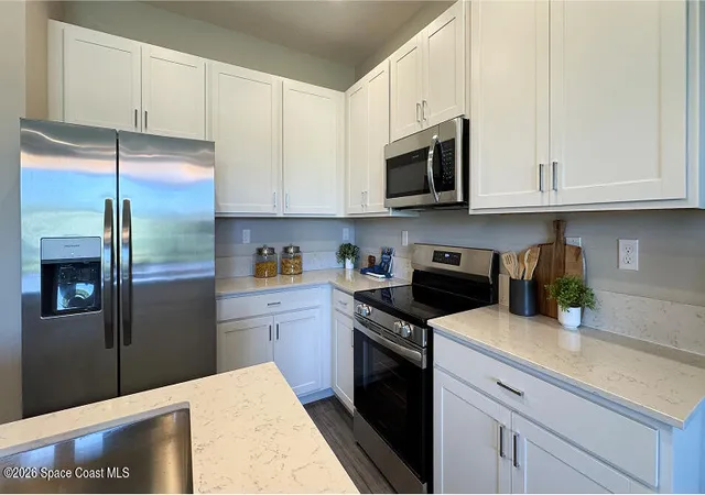 3rd image of 1592 Miraflores Trl Nw, Palm Bay, FL 32907 | MLS# 1085234