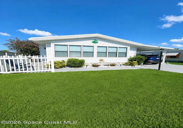 1st image of 920 Hyacinth Cir, Sebastian, FL 32976 | MLS# 1085482