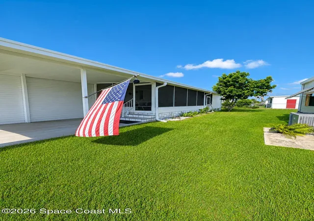 2nd image of 920 Hyacinth Cir, Sebastian, FL 32976 | MLS# 1085482